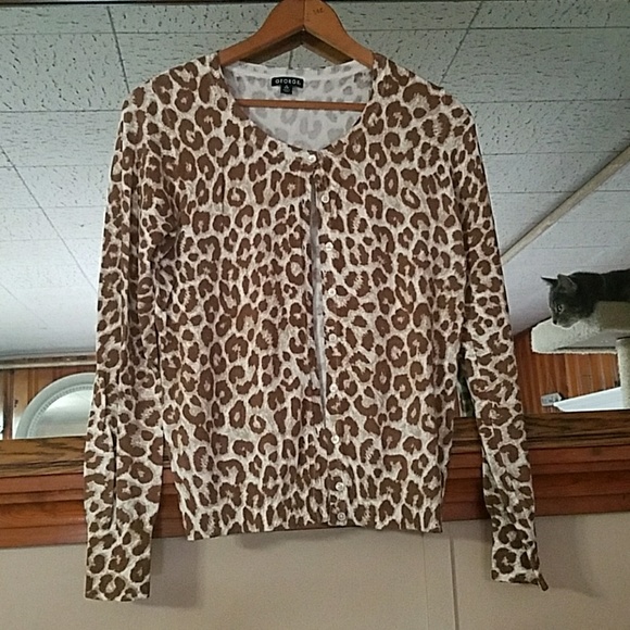 Cheetah cardigan - Picture 2 of 4